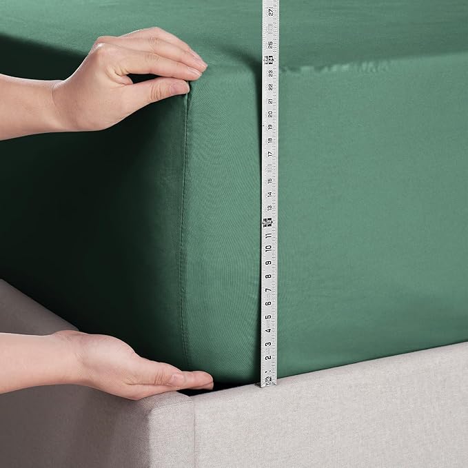 Nestl 2 Pack Dark Green Fitted Sheet Extra Deep Pocket, Hotel Luxury Twin XLFitted Sheet Only Easily Fits 18 to 24 Inch Mattress, Super Soft, Wrinkle-Free and Breathable with Corner Straps