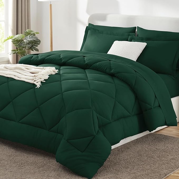 CozyLux Oversized Queen Comforter Set Emerald Green, 7 Pieces Bed in a Bag Comforter Set with Sheets, All Season Bedding Set with Down Alternative Comforter, Sheets, Pillowcases & Shams