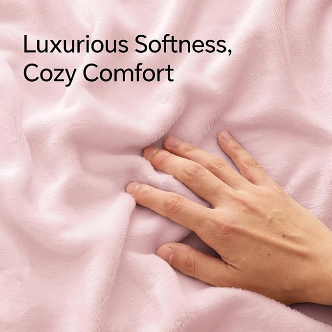 BEDELITE Flannel Pillowcases Standard Set of 2, Super Soft Fleece Pillow Case Cover with Zipper for Bedroom, Sofa, Couch,Luxury Cozy Fuzzy Velvet Pillow Shams for All Seasons(20x26 Inches, Pink)
