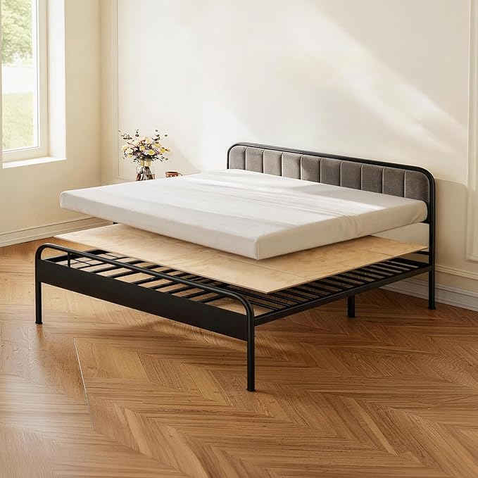 VEVOR Bunkie Board, Cal King 69.7 x 81.9 in, Foldable Bed Board Under Mattress with Nylon Webbing, Plywood, Rounded Edges, Anti-Sag Design for Metal Frames, Sleeper Sofas, Platform and Bunk Beds
