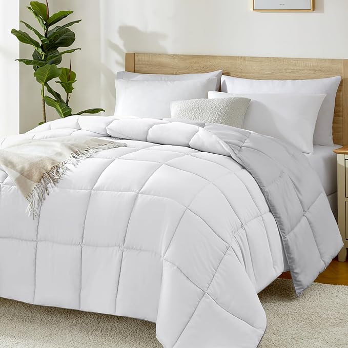Homelike Moment Twin Comforter Duvet Insert - Grey Down Alternative Bed Comforter Twin Size, Lightweight Bedding Comforters Quilted Soft All Season Reversible White/Light Gray