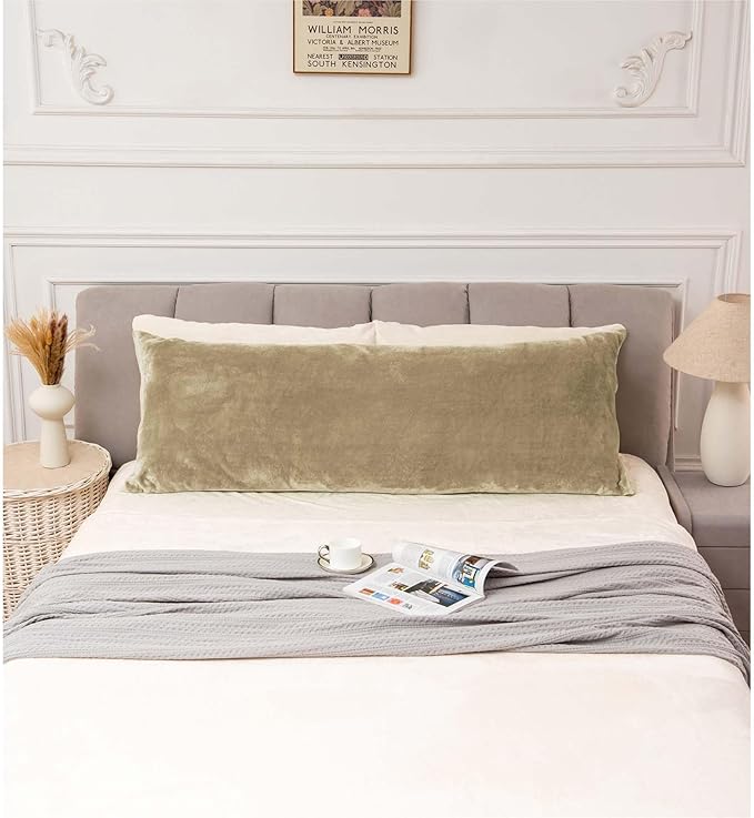 BEDELITE Body Pillow Cover with Zipper Closure, Super Soft and Cozy Fuzzy Fleece Pillowcase 20 x 54 Inches, Luxury Fluffy Plush Long Body Pillow Pillowcase for All Seasons(Camel)