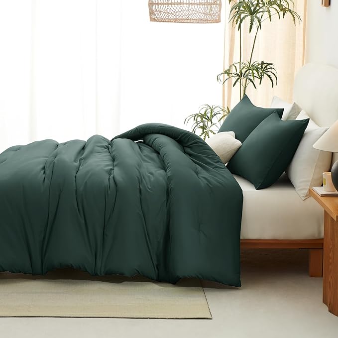 CozyLux King Size Comforter Set Forest Green, 3 Pieces Solid Comforters King Size Breathable Quilted Bedding Sets, Luxury Soft Lightweight Bed Set with Down Alternative Comforter and 2 Pillowcases