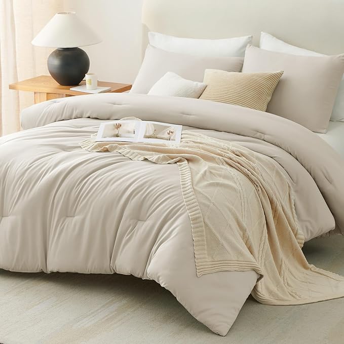CozyLux Queen Comforter Set Oatmeal, 3 Pieces Solid Comforters Queen Size Breathable Quilted Bedding Sets, Luxury Soft Lightweight Bed Set with Down Alternative Comforter and 2 Pillowcases All Seasons