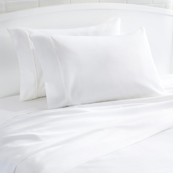 Amazon Basics 400 Thread Count Soft 100% Cotton Pillow Cases, Wrinkle Resistant, Sateen Weave, King Size, 40" x 20", Machine Washable, White, Set of 2, Pillows Not Included