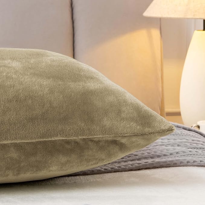 BEDELITE Body Pillow Cover with Zipper Closure, Super Soft and Cozy Fuzzy Fleece Pillowcase 20 x 54 Inches, Luxury Fluffy Plush Long Body Pillow Pillowcase for All Seasons(Camel)