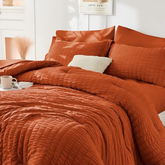HYMOKEGE Burnt Orange Duvet Cover Full Size, Ultra Soft 3-Piece Seersucker Duvet Cover Set with Zipper Closure, Soft Brushed Microfiber Bedding Set with 8 Corner Ties (80"x90", 2 Pillowshams)