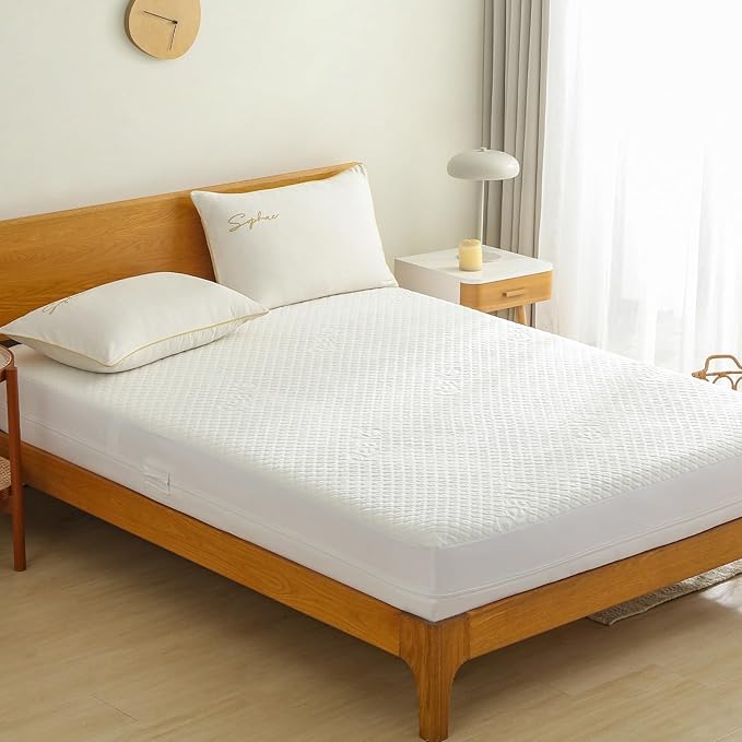 Full Size Mattress Protector with Zipper - 100% Waterproof Zippered Mattress Cover - Soft & Cooling Noiseless Bed Mattress Covers - Top Removable Mattress Encasement 13-15" Deep