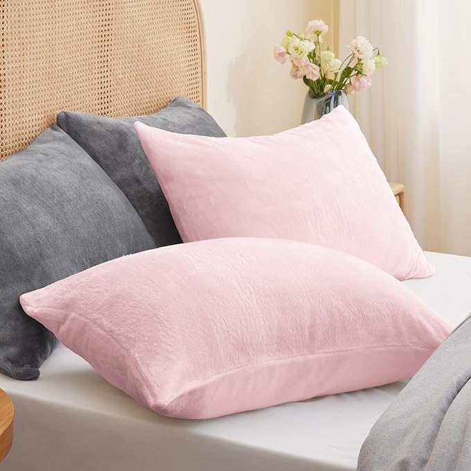 BEDELITE Flannel Pillowcases Standard Set of 2, Super Soft Fleece Pillow Case Cover with Zipper for Bedroom, Sofa, Couch,Luxury Cozy Fuzzy Velvet Pillow Shams for All Seasons(20x26 Inches, Pink)