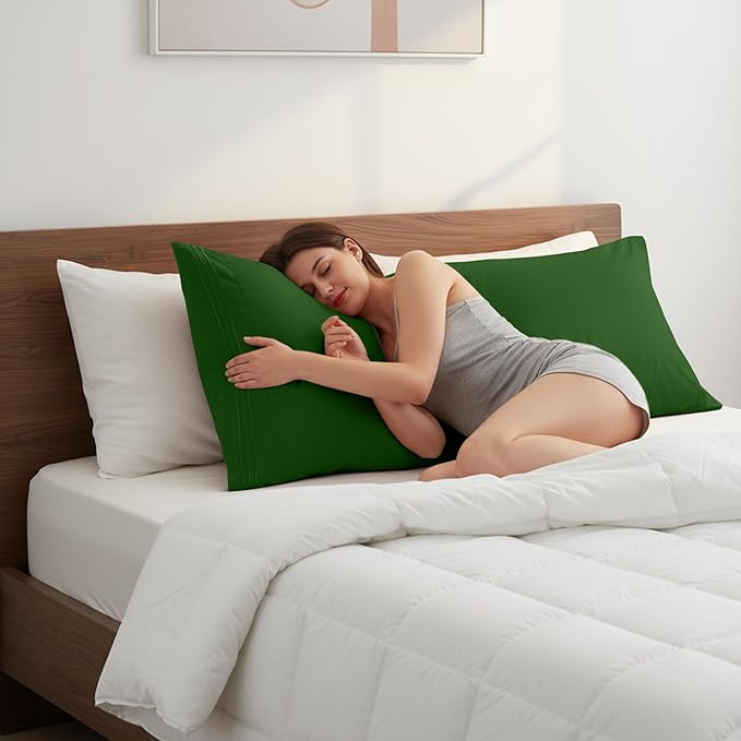 Elegant Comfort Luxury Ultra-Soft 1-Piece Pillowcase Set - 1500 Premium Hotel Quality Microfiber Double Brushed - Wrinkle Resistant, Body Pillowcase Size, Hunter Green