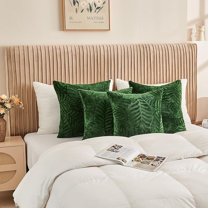 SOCHOW Decorative Throw Pillow Covers 20x20 Inches Set of 2, Soft Leaves Textured Flannel Fleece Pillowcase Square Cushion Covers for Sofa Couch Bed, Olive Green