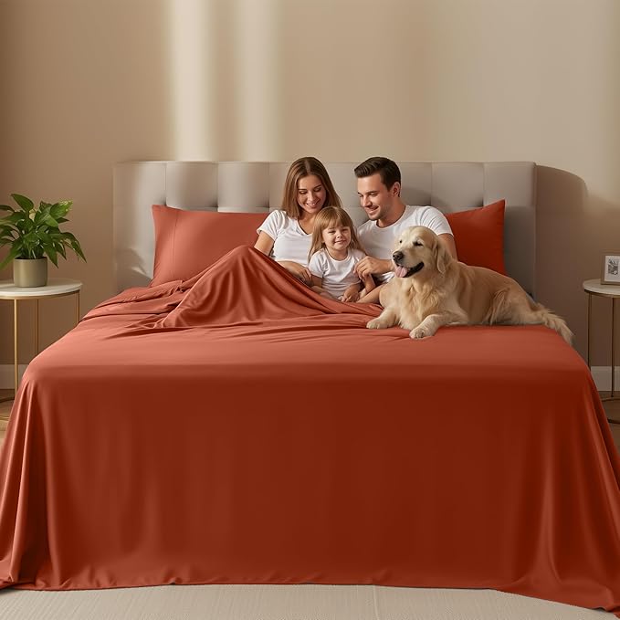 Utopia Bedding Queen Size Sheet Set – 4 Piece Bed Sheets, Soft and Breathable Microfiber, Includes 1 Fitted Sheet, 1 Flat Sheet and 2 Pillowcases – Oeko Tex (Orange)