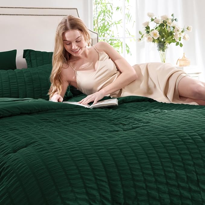 CozyLux Full Size Comforter Sets with Sheets 7 Pieces, Emerald Green Seersucker Bed in a Bag Textured Luxury Soft Bedding Sets with Down Alternative Comforter, Sheets, Pillowcases & Shams All Season