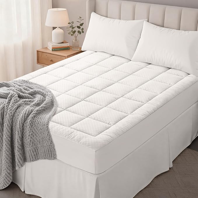 OLANLY Twin Quilted Fitted Mattress Pad, Elastic Fitted Mattress Topper, Cooling Soft Mattress Cover Stretches up to 21 Inches Deep, Machine Washable Mattress Protector (39x75 inch, Off White)