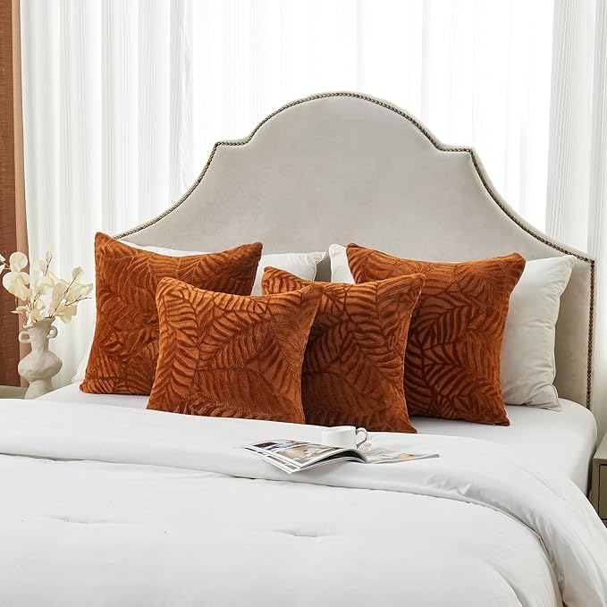 SOCHOW Fall Decorative Throw Pillow Covers 20x20 Inches Set of 2, Soft Leaves Textured Flannel Fleece Pillowcase Square Cushion Covers for Sofa Couch Bed, Caramel