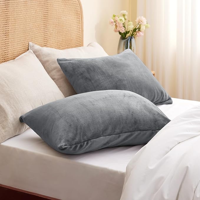 BEDELITE Flannel King Size Pillow Cases Set of 2, Super Soft Fleece Pillowcases with Zipper for Bedroom, Sofa, Couch,Luxury Cozy Fuzzy Velvet Pillow Shams for All Seasons(20x36 Inches,Gray)