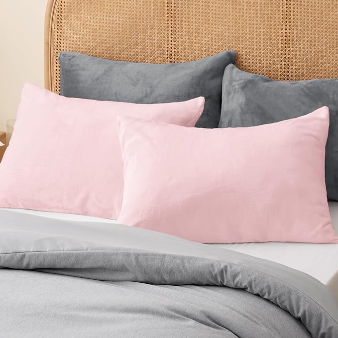 BEDELITE Flannel Pillow Cases Queen Size Set of 2, Super Soft Fleece Pillowcases with Zipper for Bedroom, Sofa, Couch,Luxury Cozy Fuzzy Velvet Pillow Shams for All Seasons(20x30 Inches,Pink)