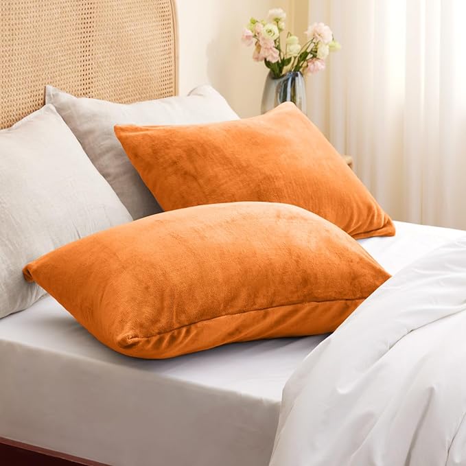 BEDELITE Flannel Pillowcases Standard Set of 2, Super Soft Fleece Pillow Case Cover with Zipper for Bedroom, Sofa, Luxury Cozy Fuzzy Velvet Pillow Shams for All Seasons(20x26 Inches, Burnt Orange)