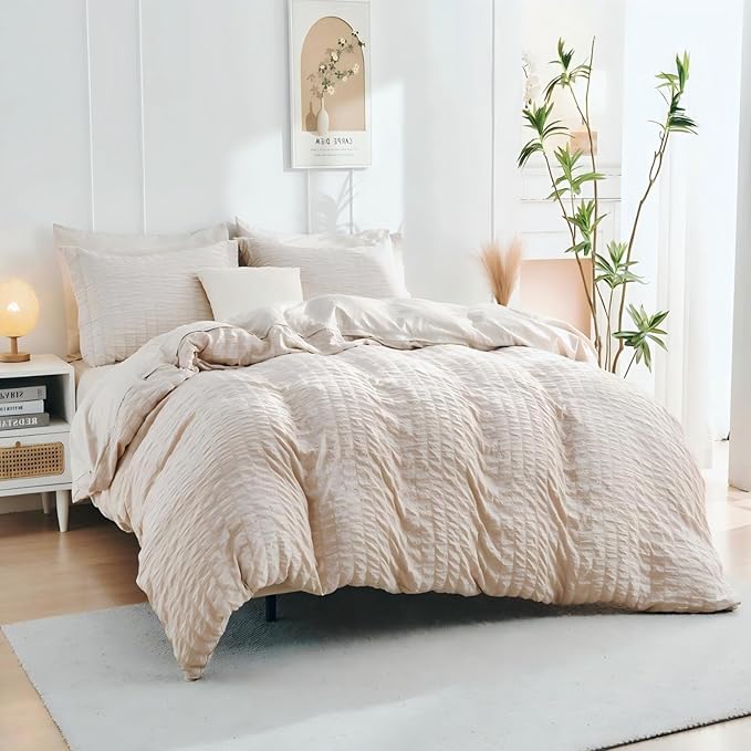 HYMOKEGE Beige Twin Size Duvet Cover, Ultra Soft 2-Piece Seersucker Duvet Cover Set with Zipper Closure, Soft Brushed Microfiber Bedding Set with 8 Corner Ties (68"x90", 1 Pillowshams)