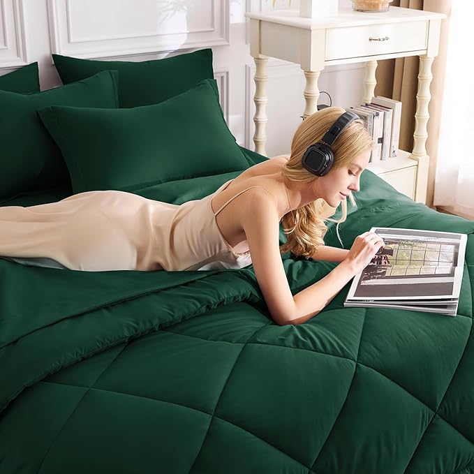 CozyLux Twin Comforter Set with Sheets Emerald Green - 5 Pieces Bed in a Bag Twin, All Season Bed Set for Girls and Boys, Bedding Set with Down Alternative Comforter, Sheets, Pillowcase & Sham