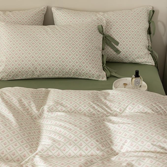 VM VOUGEMARKET King Duvet Cover with Green Plaid,Vintage Red Flower Duvet Cover King Size Girls Garden Style Bedding Set with Zipper Closure & 2 Pillow Cases