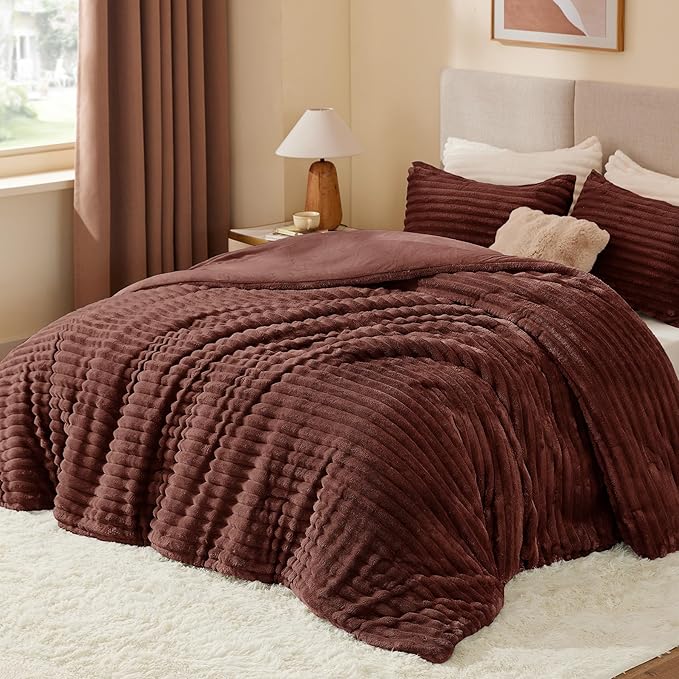 BEDELITE Fleece King Comforter Set -Super Soft & Warm Fluffy Hot Chotolate Bedding, Luxury Fuzzy Heavy Bed Set for Winter with 2 Pillow Cases