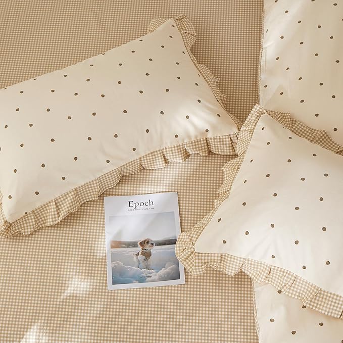 mixinni Floral Duvet Cover Set King Size – 100% Cotton 3-Piece Bedding Set with Ruffled Trim, Reversible Vintage Beige Gingham & Strawberry Print, Soft Aesthetic Duvet Cover with Zipper Closure
