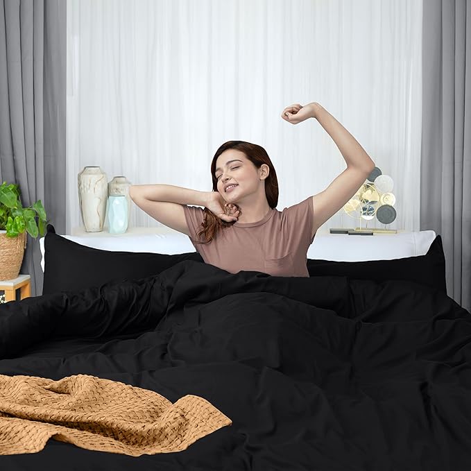 Utopia Bedding Duvet Cover Twin Size - 2 Piece with Zipper Closure - 1 Comforter Cover 68X90 Inches & 1 Pillow Sham 20X26 Inches (Black) Comforter Not Included