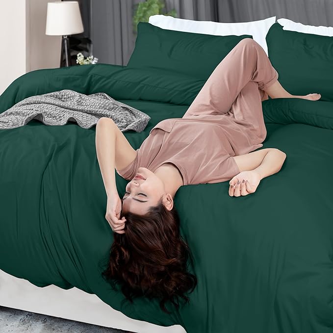 Utopia Bedding Duvet Cover Queen Size - 3 Piece with Zipper Closure - 1 Comforter Cover 90X90 Inches & 2 Pillow Shams 20X26 Inches (Emerald) Comforter Not Included