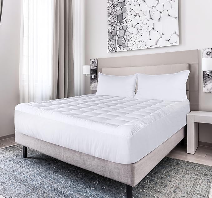 Utopia Bedding Queen Mattress Pad, Quilted Fitted Premium Mattress Protector, Deep Pocket Cover Stretches up to 16 Inches, Fluffy Pillow Topper (60x80 Inches, White)