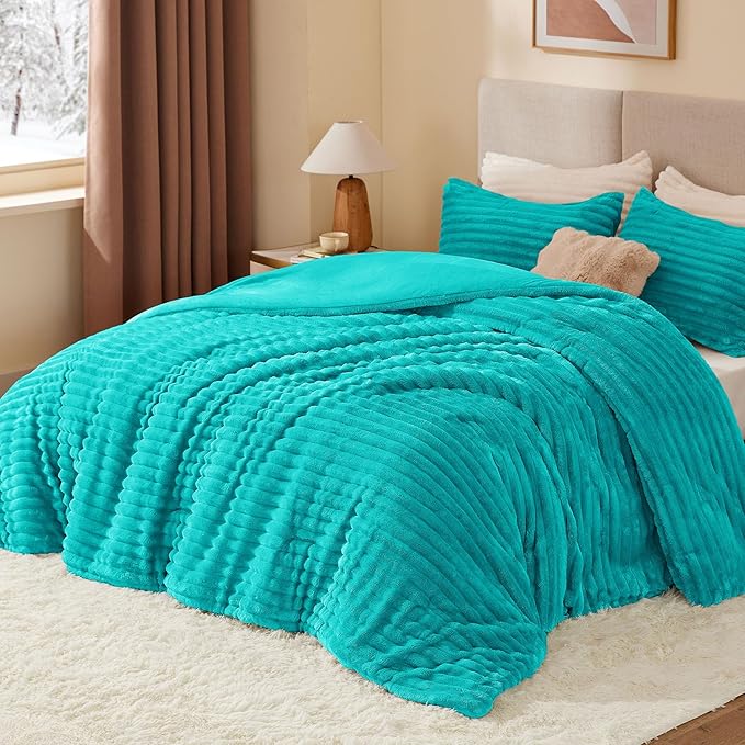 BEDELITE Fleece Queen Comforter Set -Super Soft & Warm Fluffy Teal Bedding, Luxury Fuzzy Heavy Bed Set for Winter with 2 Pillow Cases
