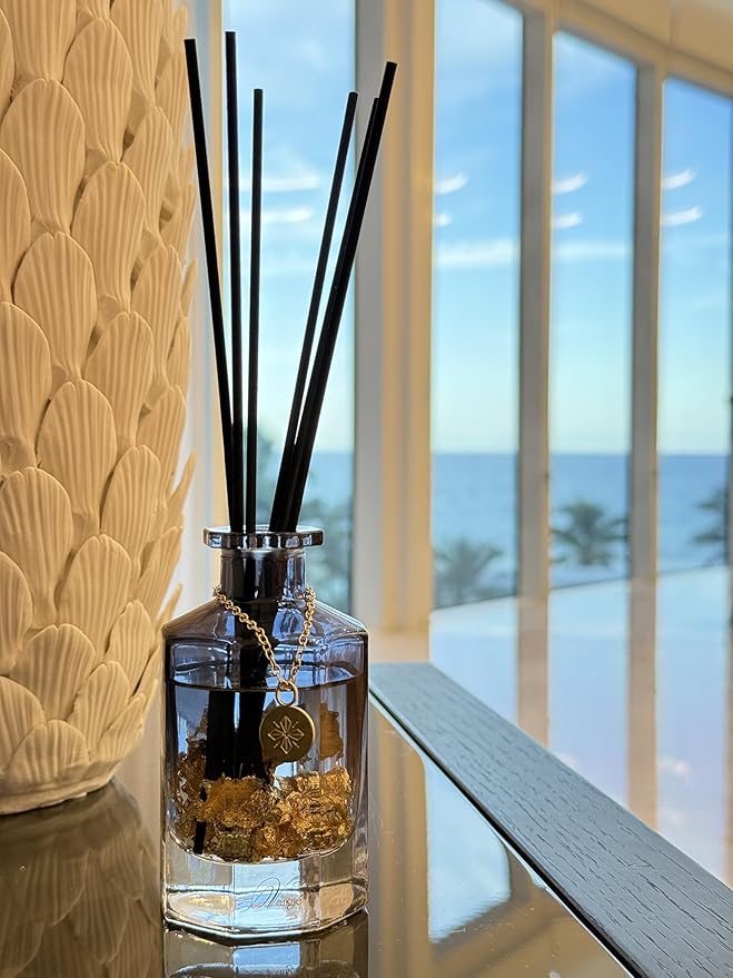 VANGIE Luxury Reed Diffuser for Home | Lavender & Chamomile Calming Scent | Floating Gold Leaf Glass Bottle | Long-Lasting Aroma | Vegan | Bedroom, Bathroom & Relaxing Spaces