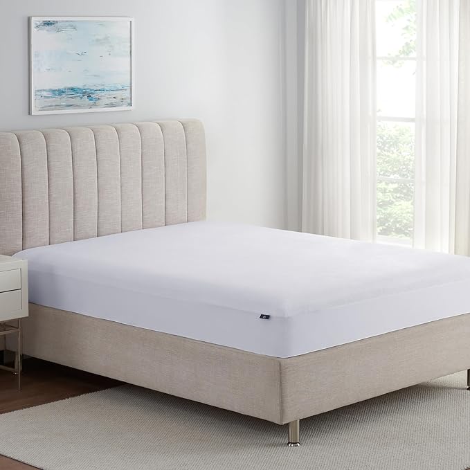 Serta Soft Top Mattress Cover, 72" x 84" Odor-Preventing and Stain-Resistant Waterproof Mattress Protector, 18" Elastic Deep Pocket for Secure Fit, Cal King Mattress Pad, White