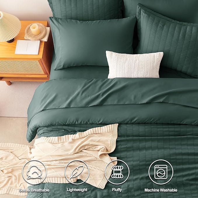 CozyLux Twin Comforter Set with Sheets 5 Pieces, Emerald Green Seersucker Textured Bed in a Bag for Bedroom, Luxury Bedding Sets with Down Alternative Comforter, Sheets, Pillowcase & Sham All Seasons