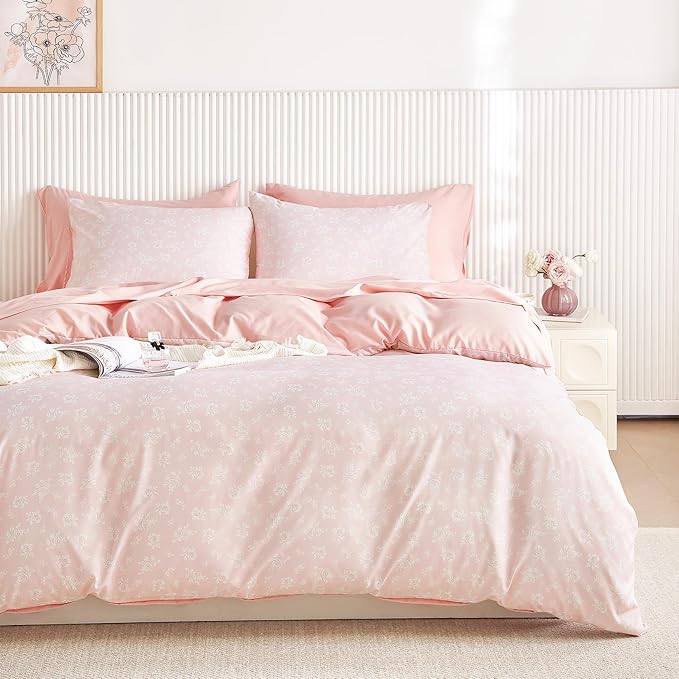 Wake In Cloud - Coquette Duvet Cover Set, Floral Cottagecore Flower Shabby Chic Cute Aesthetic, Soft Lightweight Bedding for Women Teen Girls, 3-Piece, Light Pink, Queen Size