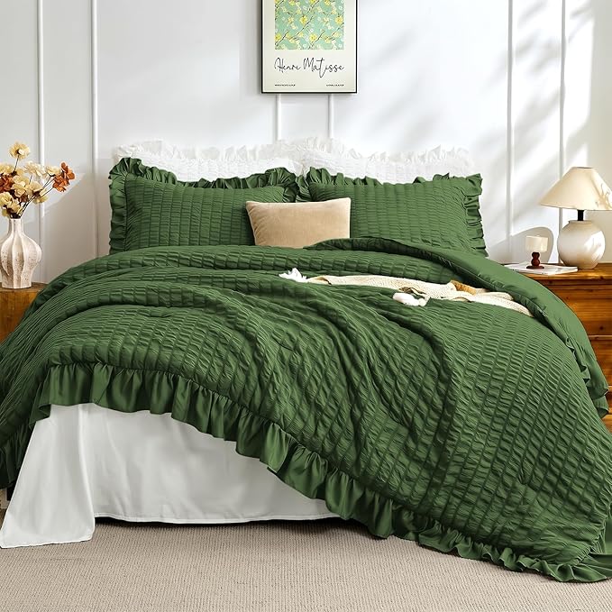 JOLLYVOGUE Dark Green Comforter Full Size, 3 Pieces Seersucker Lightweight Full Size Bedding, All Season Fluffy Microfiber Bedding Comforter Set with 1 Ruffle Comforter and 2 Ruffle Pillowshams