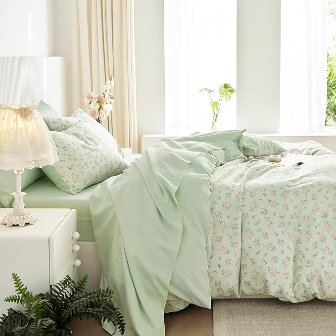 Wake In Cloud - Coquette Duvet Cover Set, Floral Cottagecore Flower Shabby Chic Cute Aesthetic, Soft Lightweight Bedding for Women Teen Girls, 3-Piece, Green Pink, Full Size