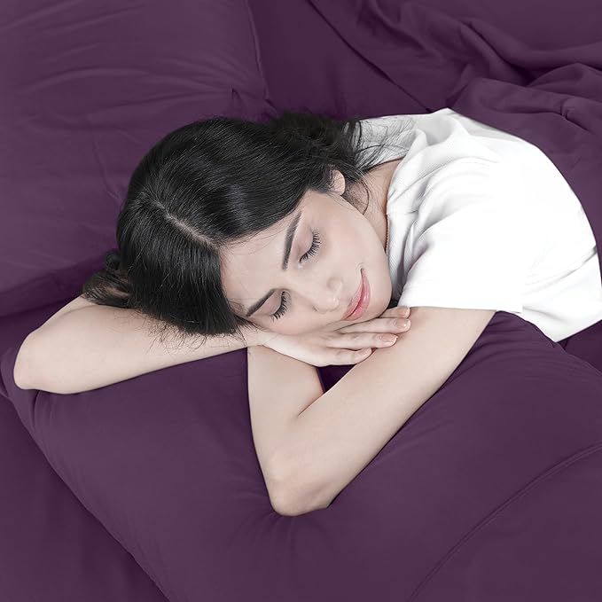 Utopia Bedding Full Size Sheet Set – 4 Piece Bed Sheets, Soft and Breathable Microfiber, Includes 1 Fitted Sheet, 1 Flat Sheet and 2 Pillowcases – Oeko Tex (Dark Purple)