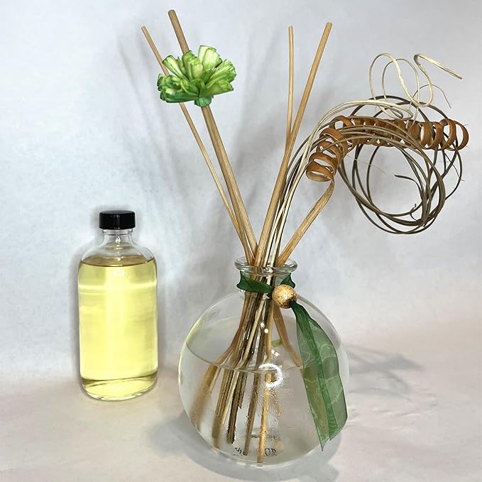Hosley Glass Diffuser Sets Include a Glass Bottle with Reeds and 200ml Vanilla Scent Diffuser Refill Oil. Ideal Gift for Weddings, Spa, Reiki, Meditation, Bathroom