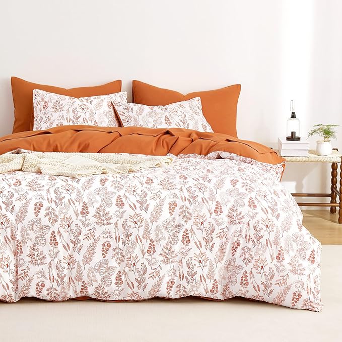 Wake In Cloud - Floral Duvet Cover Set, Botanical Vintage Flower Coquette Cottagecore Aesthetic for Women Teen Girls, Soft Lightweight Bedding, 3-Piece, Terracotta, Twin/Twin XL Size