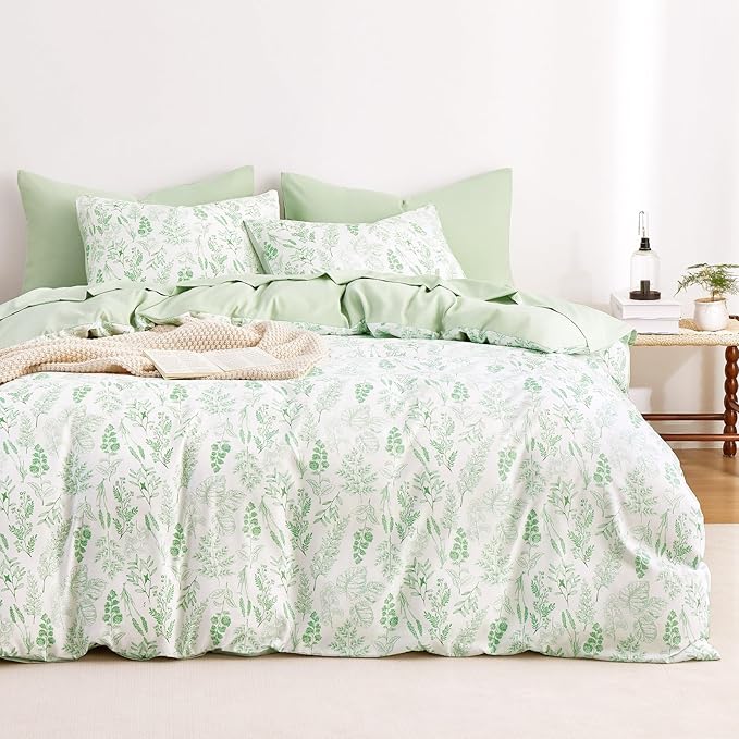 Wake In Cloud - Floral Duvet Cover Set, Botanical Vintage Flower Coquette Cottagecore Aesthetic for Women Teen Girls, Soft Lightweight Bedding, 3-Piece, Light Green, Full Size