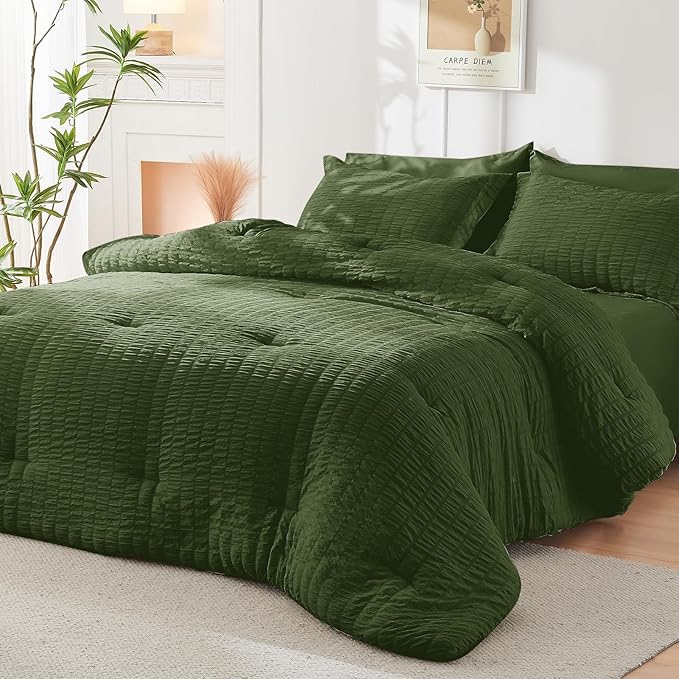 HYMOKEGE Olive Green Full Size Comforter Sets Seersucker 7 Pieces, All Season Luxury Bed in a Bag for Bedroom, Bedding Set with Comforter, Sheets, Pillowcases & Shams