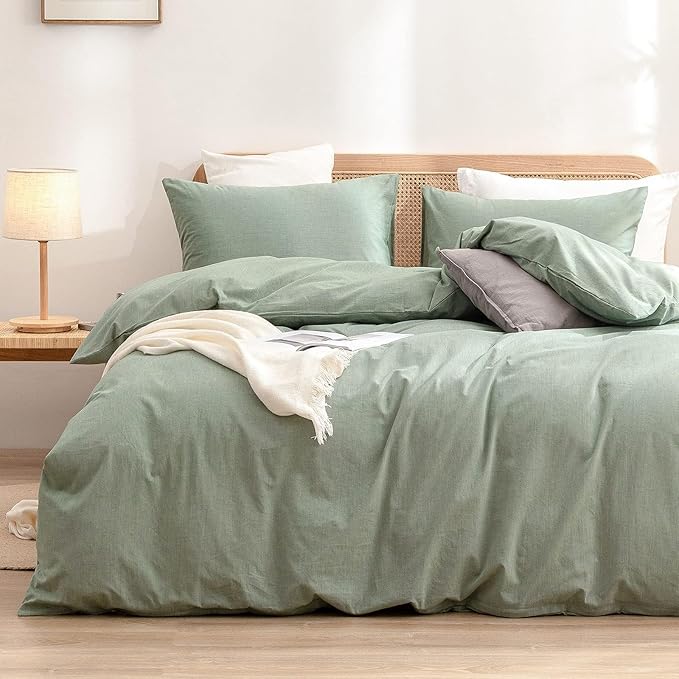 BESTOUCH Duvet Cover Set 100% Washed Cotton Linen Feel Super Soft Comfortable Chic Lightweight 3 PCs Home Bedding Set Solid Green Alaska King