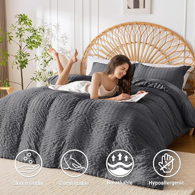 HYMOKEGE Dark Grey Duvet Cover Full Size, Ultra Soft 3-Piece Seersucker Duvet Cover Set with Zipper Closure, Soft Brushed Microfiber Bedding Set with 8 Corner Ties (80"x90", 2 Pillowshams)