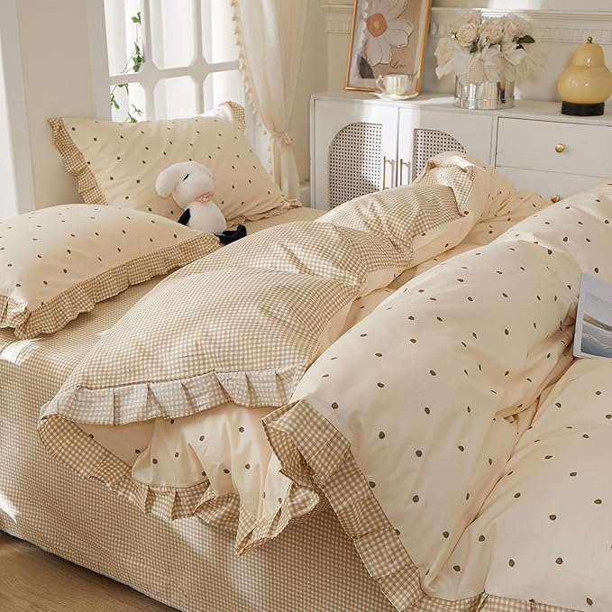 mixinni Floral Duvet Cover Set Twin Size – 100% Cotton 3-Piece Bedding Set with Ruffled Trim, Reversible Vintage Beige Gingham & Strawberry Print, Soft Aesthetic Duvet Cover with Zipper Closure