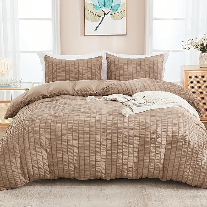 AveLom Taupe Duvet Cover Cal King(104 x 98 inches), 3 Pieces (1 Duvet Cover, 2 Pillowcases), Seersucker Striped Soft Washed Microfiber, Textured Duvet Cover Set with Zipper Closure, Corner Ties