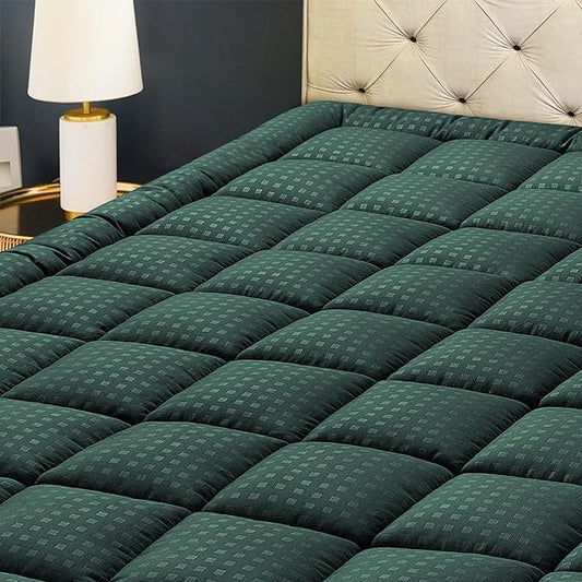 HYLEORY California King Mattress Pad Quilted Fitted Mattress Protector Cooling Pillow Top Mattress Cover Breathable Fluffy Soft Mattress Topper with 8-21" Deep Pocket, Green