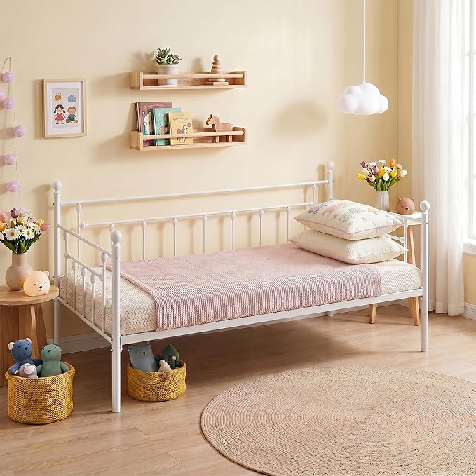 VECELO Daybed Frame, Twin Size Metal Platform Bed with Headboard,Heavy Duty Steel Slats Support for Living Room Bedroom Guest Room, Easy Assembly