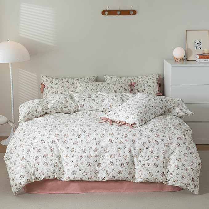 mixinni Vintage Style Girls Pale Pink Flower Pattern Duvet Cover Full Soft Aesthetic Floral Cotton Bedding Set 1 Duvet Cover with 2 Bow Tie Pillowcases for Teen Girl Cute-Full Size