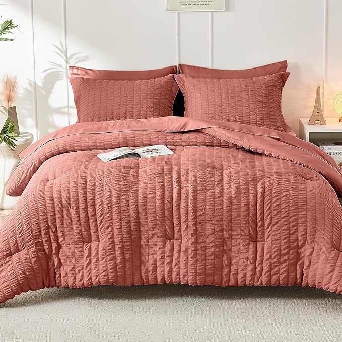 HYMOKEGE Coral California King Comforter Set Seersucker 7 Pieces, All Season Luxury Bed in a Bag for Bedroom, Bedding Set with Comforter, Sheets, Pillowcases & Shams